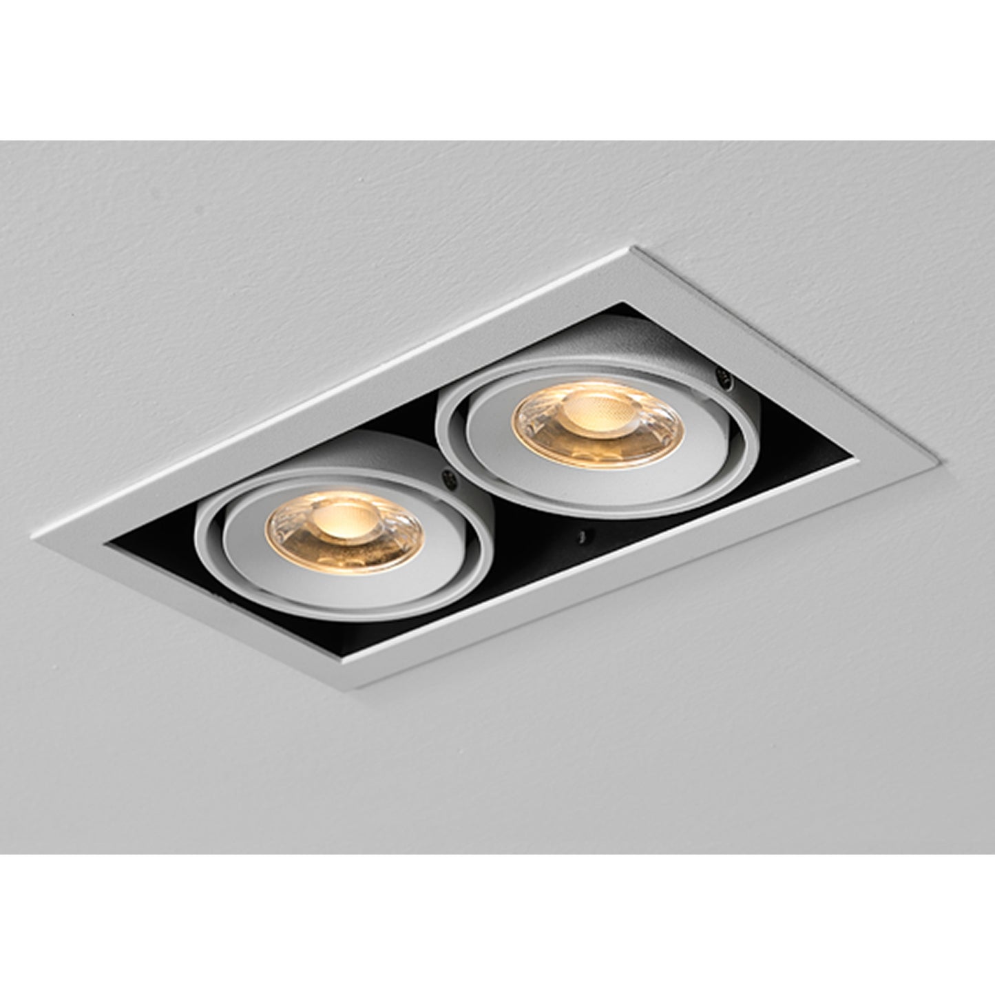 CUBE SLIM LED Downlight – flexibel & farbtreu