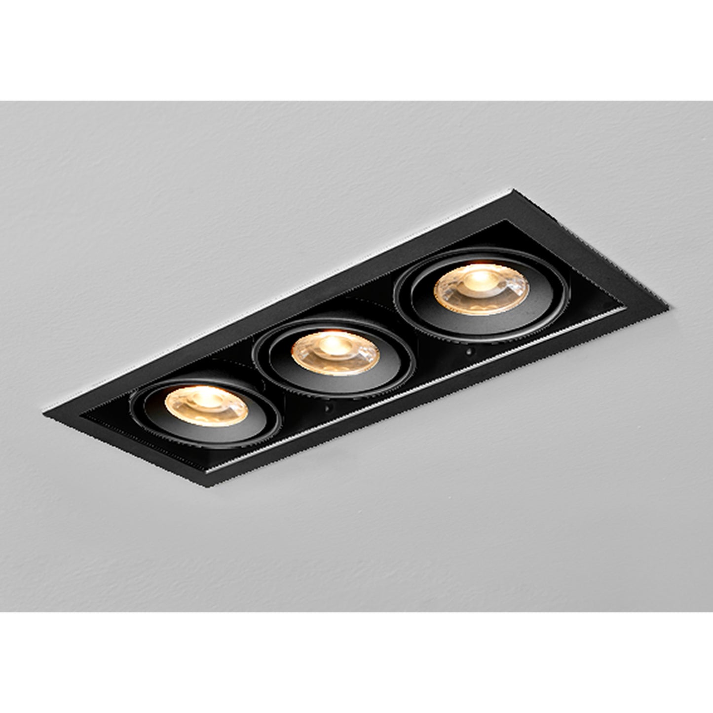 CUBE SLIM LED Downlight – flexibel & farbtreu