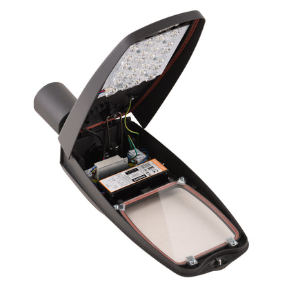 TURO LED Straßenleuchte – effizient, robust & intelligent steuerbar